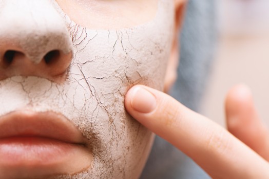 Hasarlı Cilt Tedavisinde Dermatolojik Yaklaşımlar