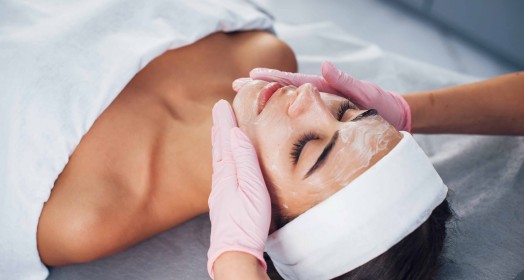 Peeling: Hangi Cilt Tipine, Nasıl Yapılır?